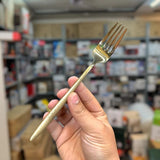 24 Pieces Golden Cutlery Set - Lot Imported