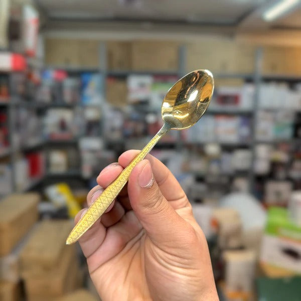 24 Pieces Golden Cutlery Set - Lot Imported